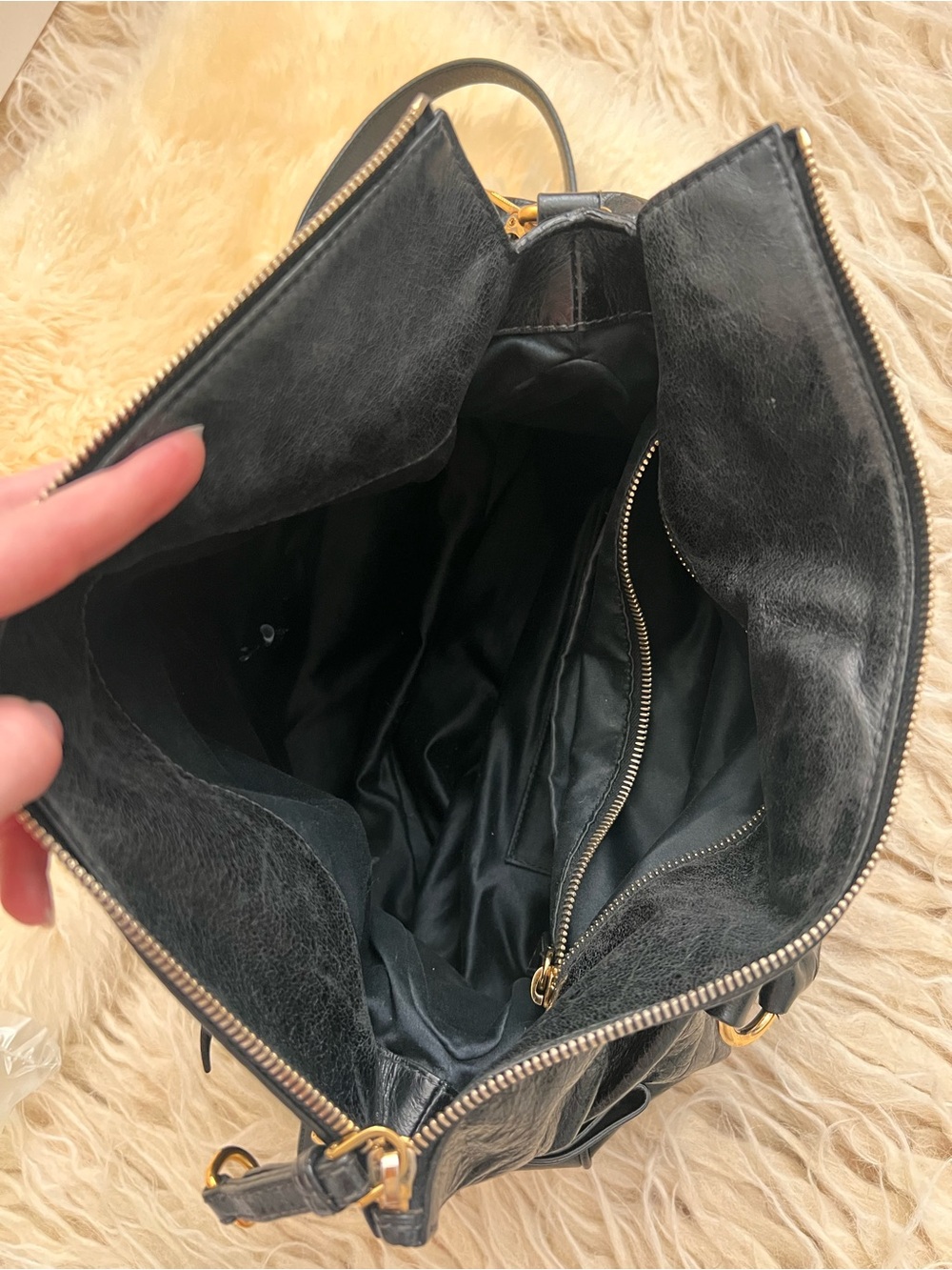 Miu Miu Vitello Lux Black Leather Side Ribbon Bow 2Way Shoulder Bag Archive Y2K - Picture 16 of 16